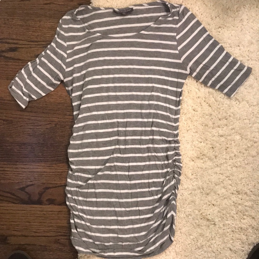 A Pea in a Pod Maternity Grey White Striped Top